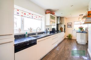 Photo 25- click for photo gallery